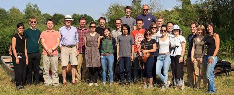 On a picnic with the Henderson and Eves-van den Akker groups – our lab mates