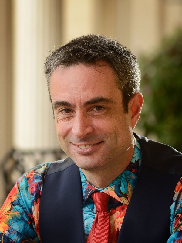 Dr Hamish Symington