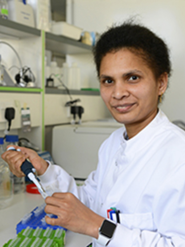 Dr Kumari Billakurthi
