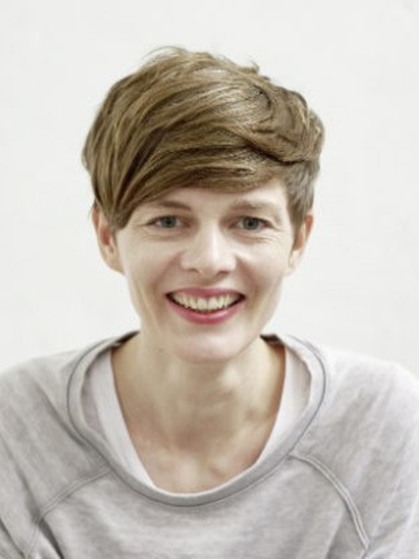  Kristina Buch