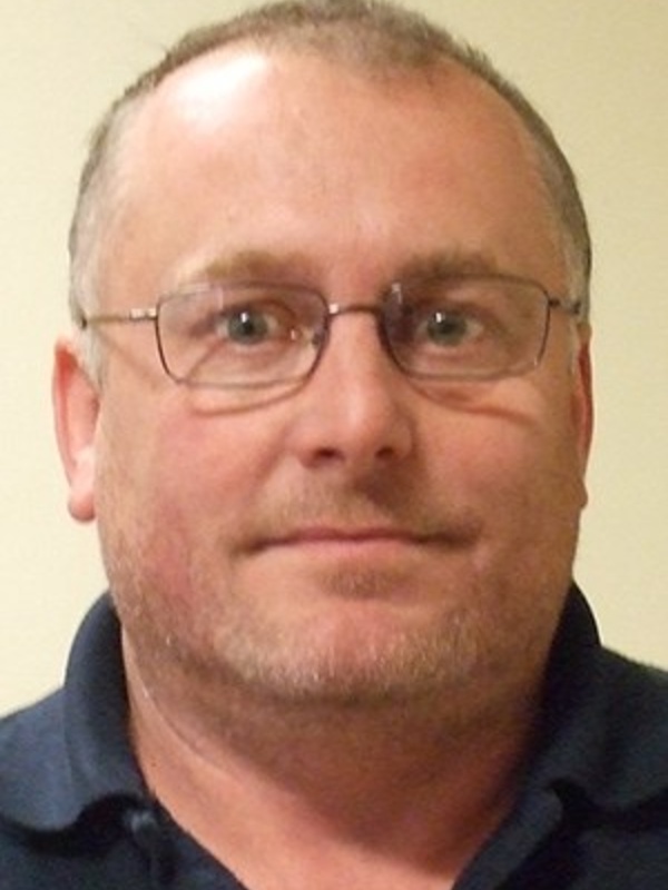  Simon West