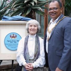 Agnes Arber plaque unveiling at the Botanic Garden with Professor Anne Ferguson-Smith, Penny Heath, Lucy Pollard and Cllr Baiju Thittala Varkey