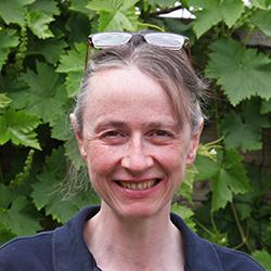 Dr Jennifer Deegan